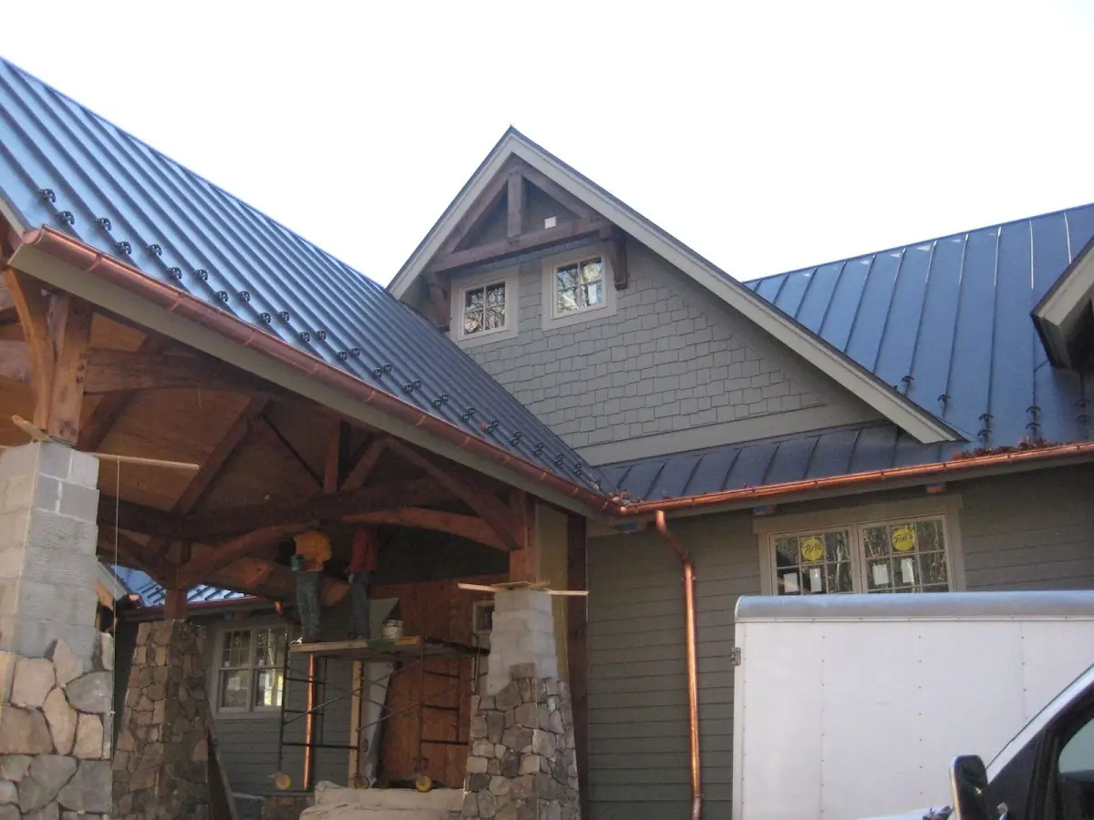 Craftsman Roofing team delivering quality roofing work in Tigard Neighborhood Area 3